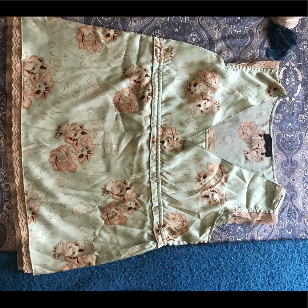 Silky top